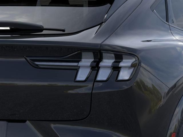 2025 Ford Mustang Mach-E Premium photo 21