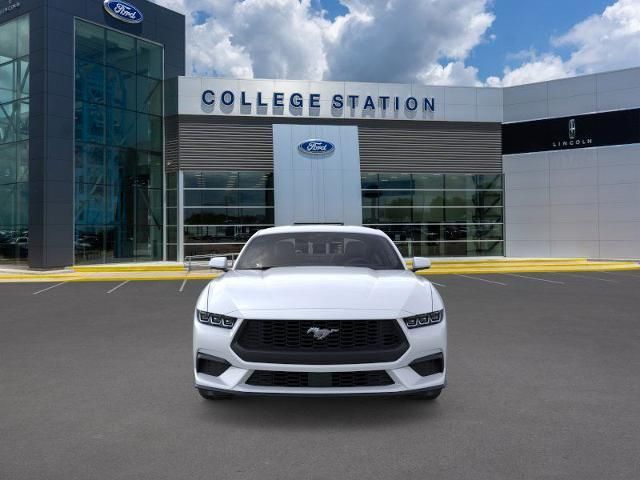 2025 Ford Mustang photo 5