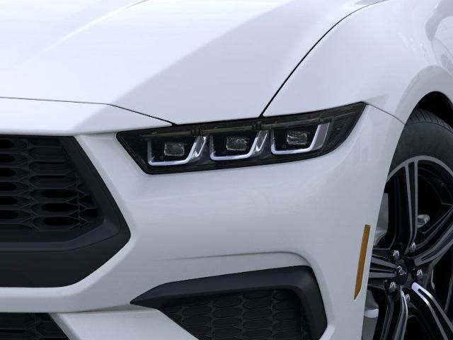 2025 Ford Mustang photo 17