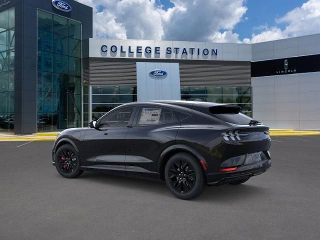 2025 Ford Mustang Mach-E Premium photo 4