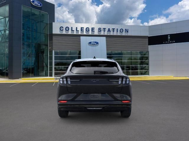 2025 Ford Mustang Mach-E Premium photo 5