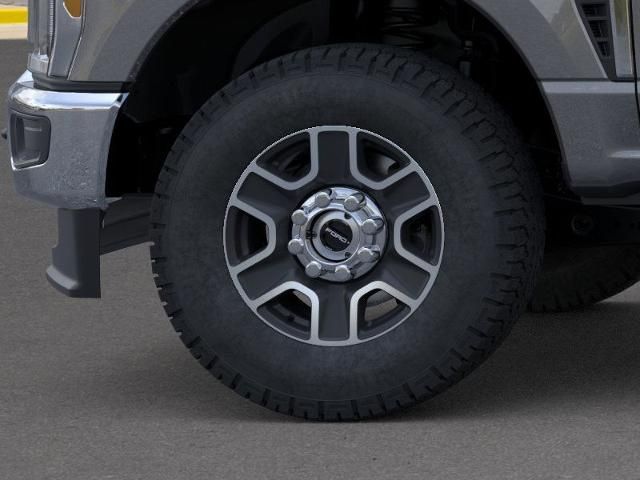 2025 Ford F-250 photo 18