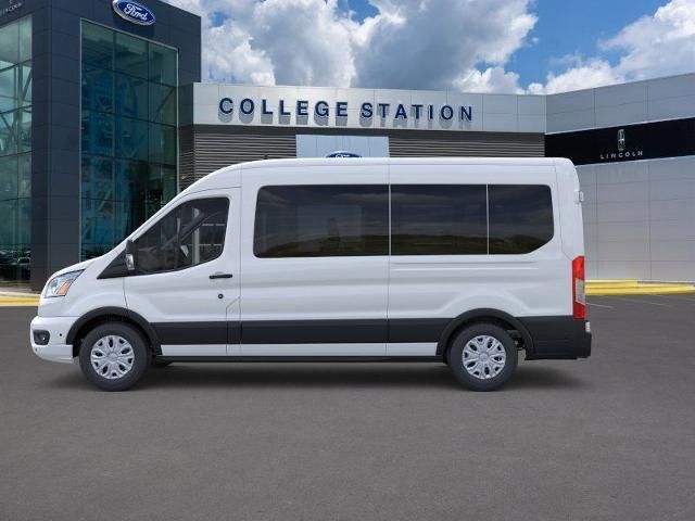 2025 Ford Transit photo 3