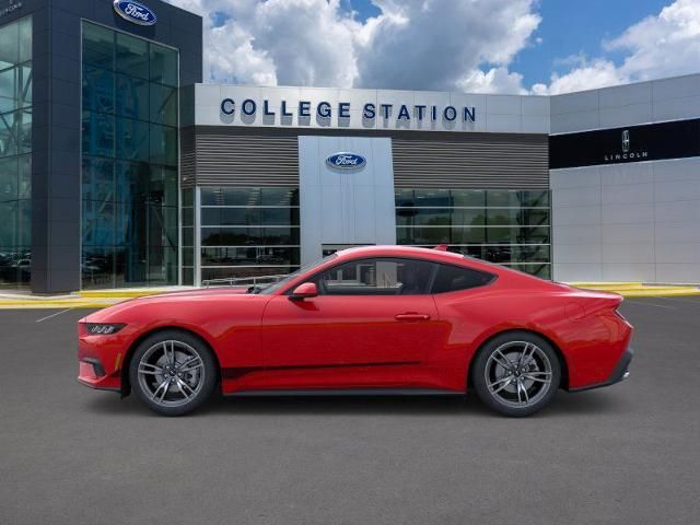 2025 Ford Mustang photo 3