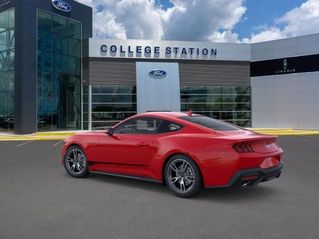 2025 Ford Mustang photo 4