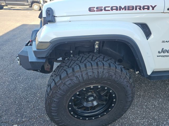 2018 Jeep Wrangler Unlimited Sahara photo 2