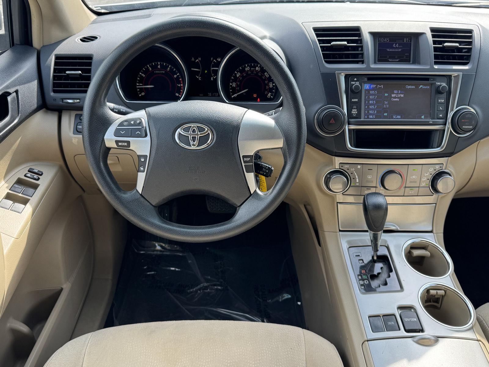 2013 Toyota Highlander Base Plus photo 14