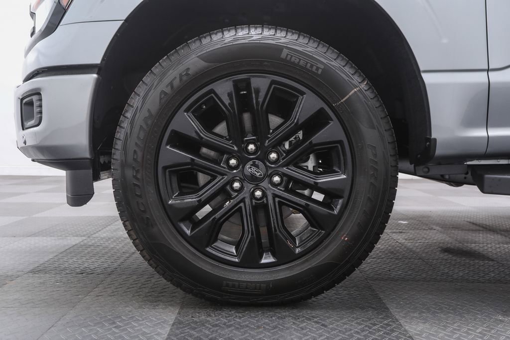 2025 Ford F-150 XLT photo 5