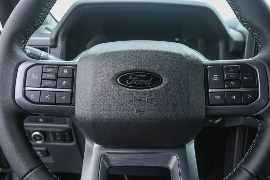2025 Ford F-150 XLT photo 8