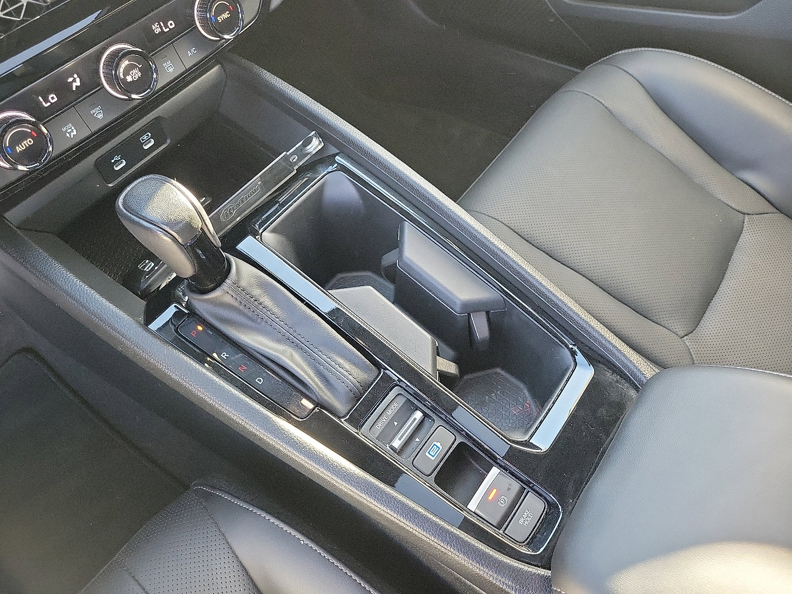 2023 Honda Accord Hybrid Sport-L photo 4