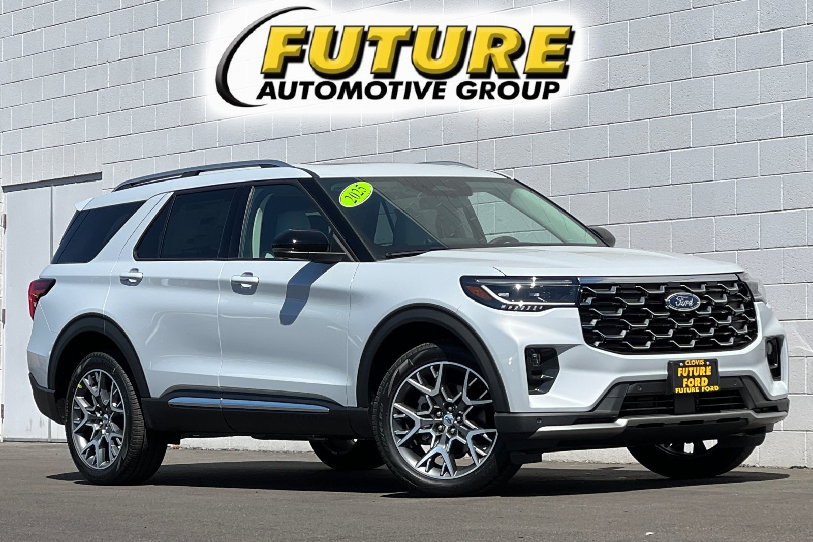 2025 Ford Explorer Platinum