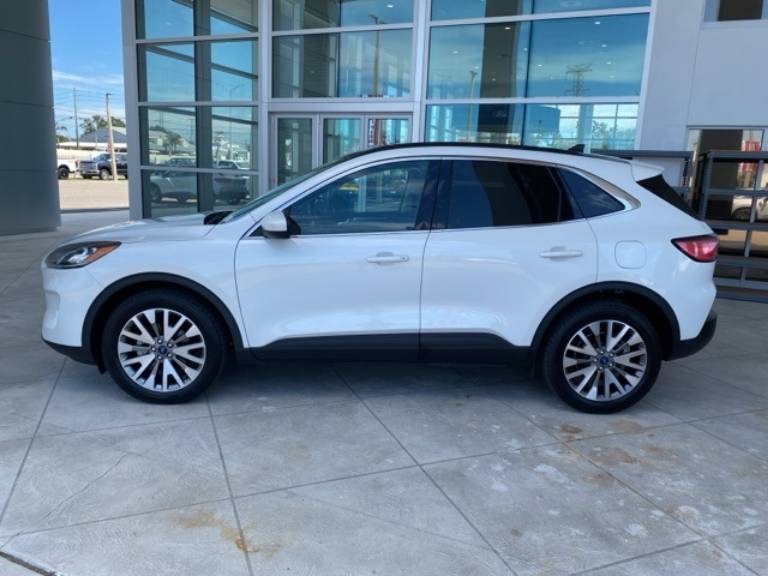 2022 Ford Escape Titanium