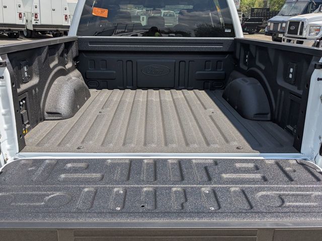 2025 Ford F-150 Lightning XLT photo 26