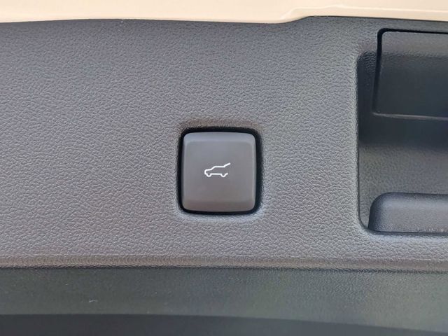 2024 Ford Escape ST-Line photo 22
