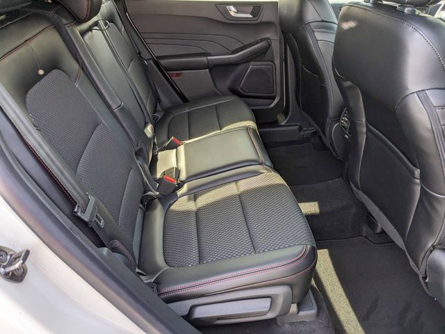 2024 Ford Escape ST-Line photo 23