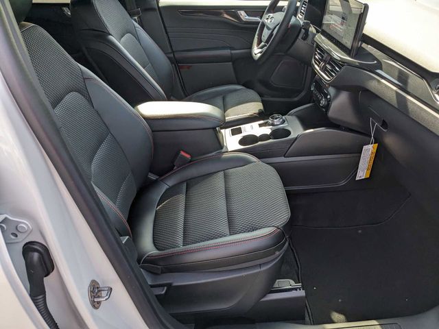 2024 Ford Escape ST-Line photo 24