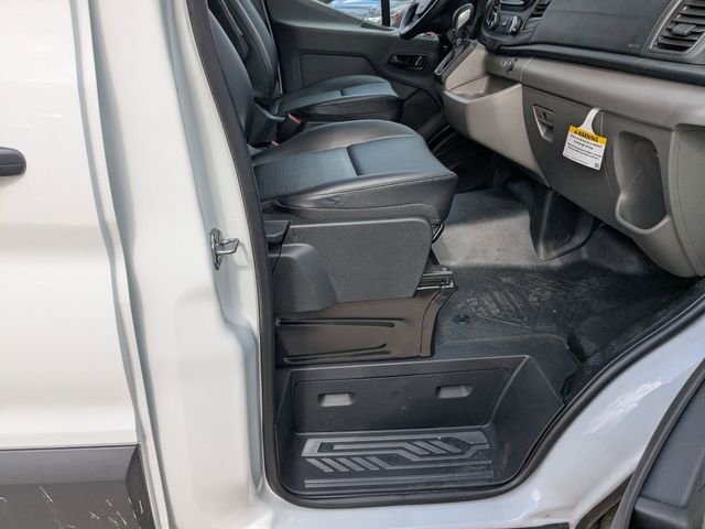 2025 Ford Transit photo 25