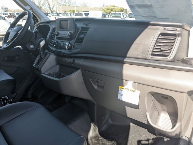2025 Ford Transit photo 22