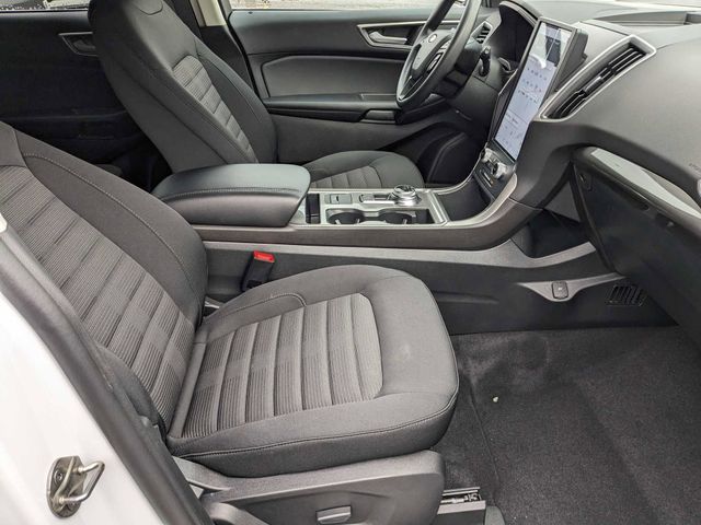 2024 Ford Edge SEL photo 23