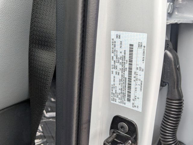 2025 Ford F-150 Lightning photo 31