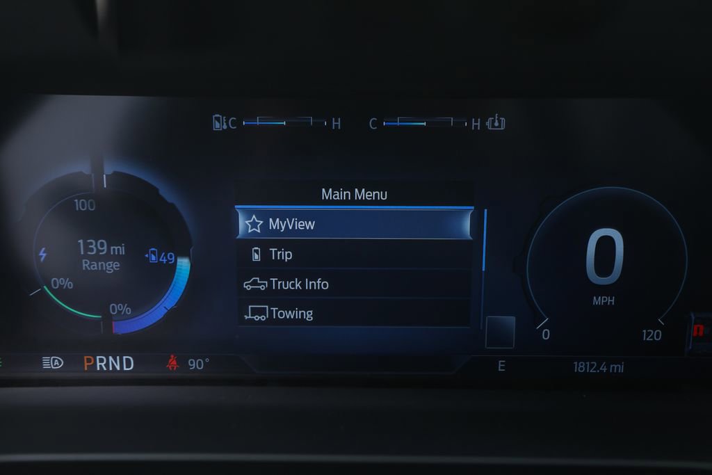 2025 Ford F-150 Lightning Platinum photo 11