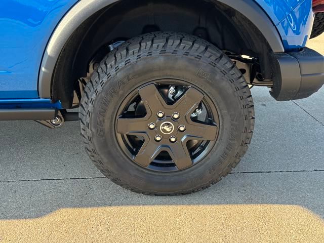2025 Ford Bronco Big Bend photo 2