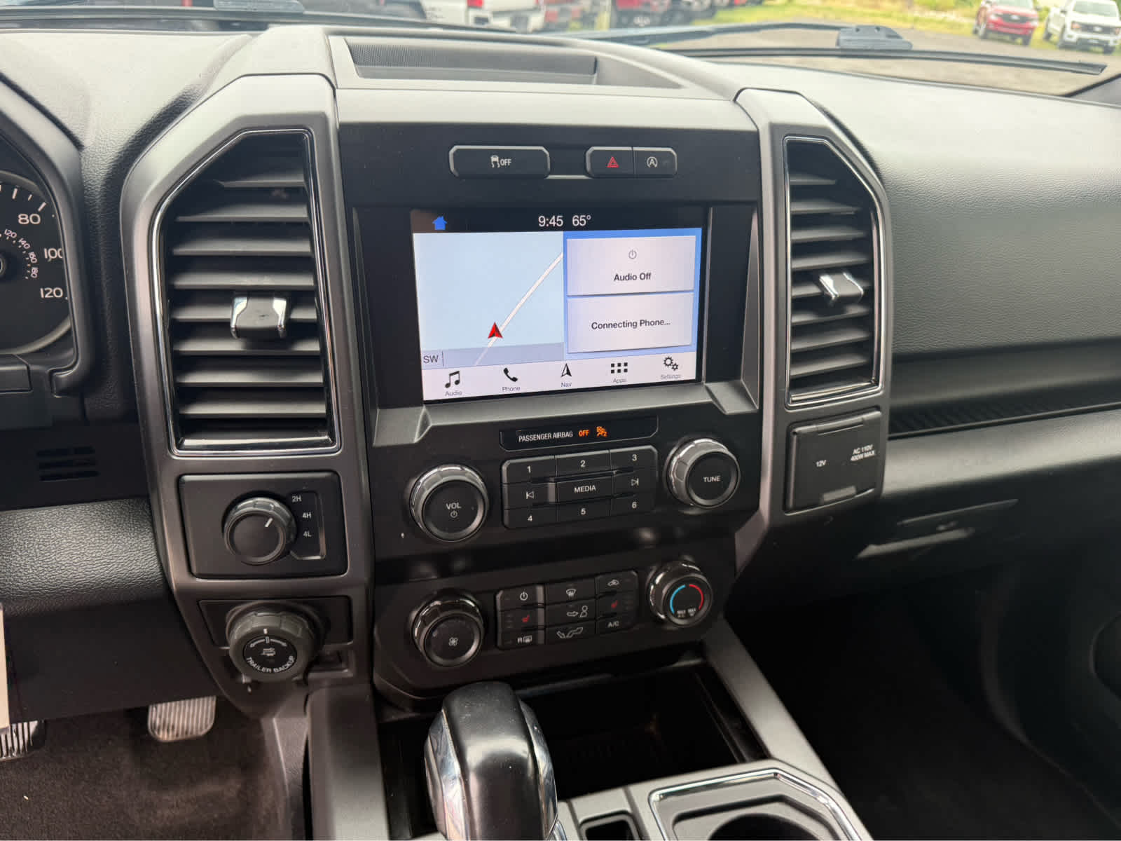 2019 Ford F-150 XLT photo 14