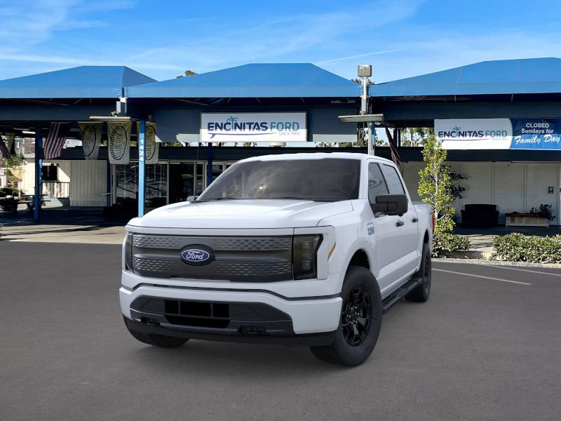 2025 Ford F-150 Lightning XLT photo 2