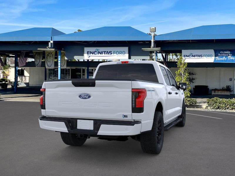 2025 Ford F-150 Lightning XLT photo 8