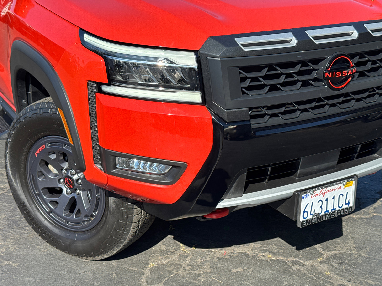 2025 Nissan Frontier PRO-4X photo 3