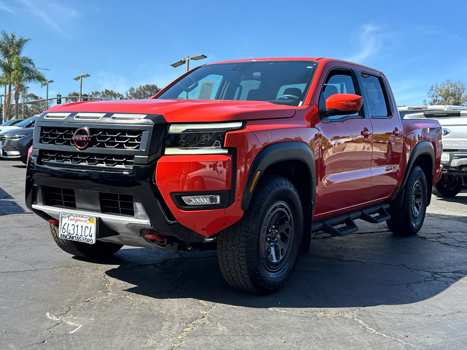2025 Nissan Frontier PRO-4X photo 4