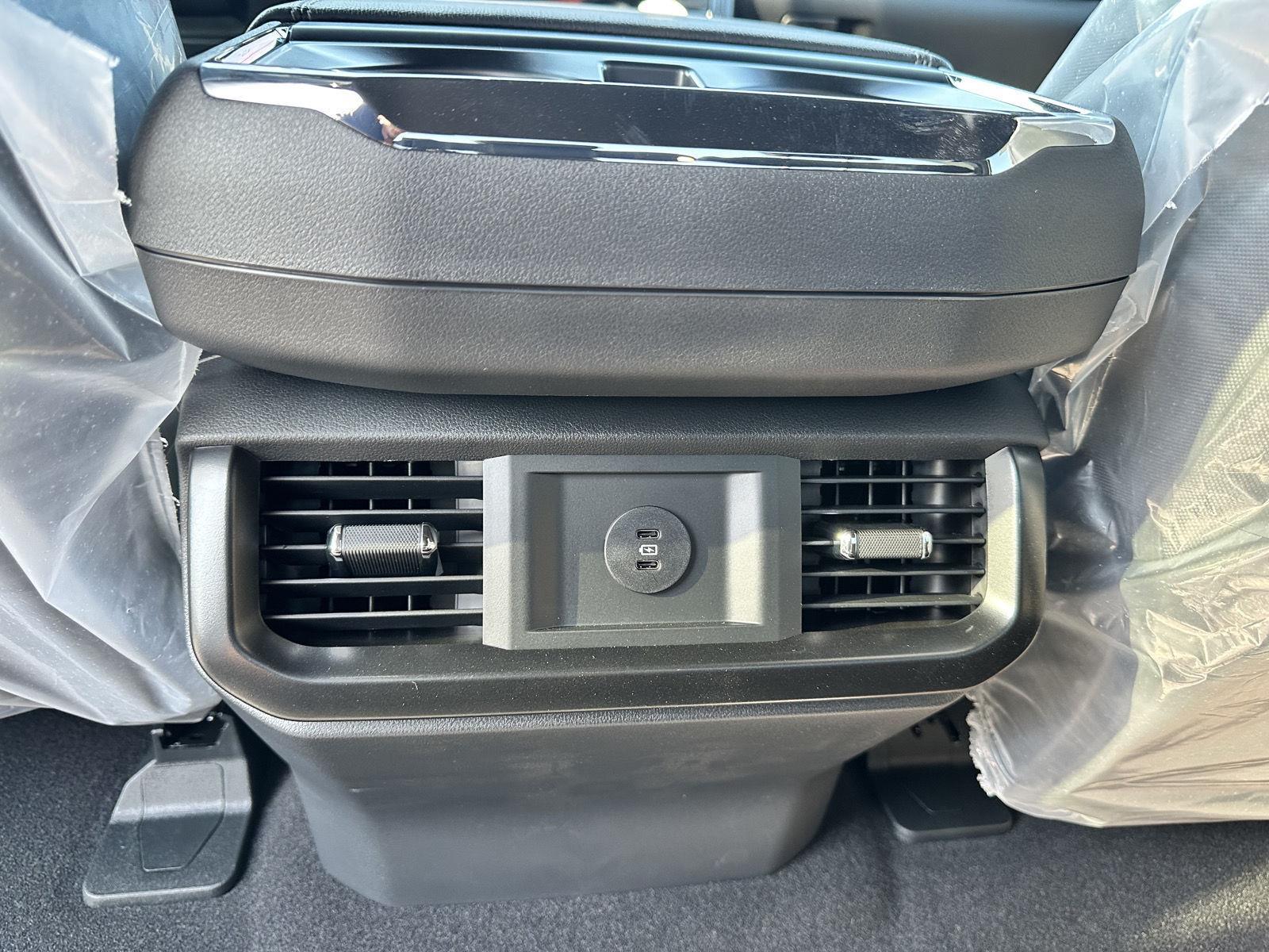 2025 Ford F-150 STX photo 15