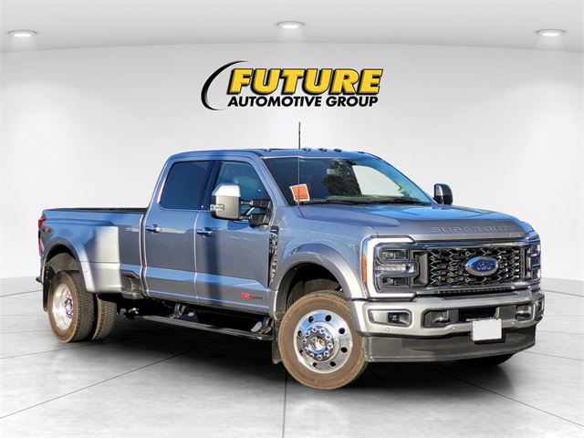 2023 Ford F-450SD Limited DUALLY