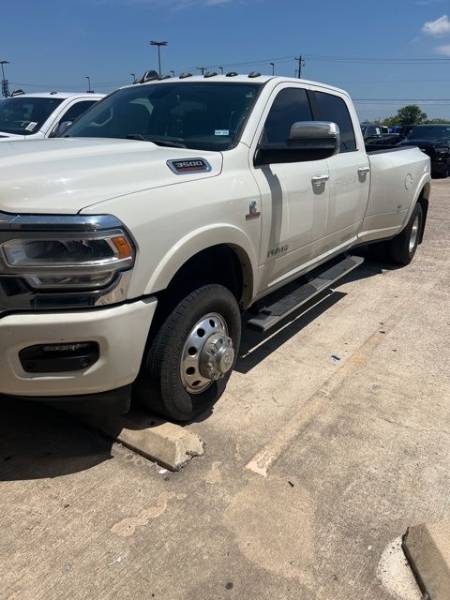 2022 RAM 3500 Laramie