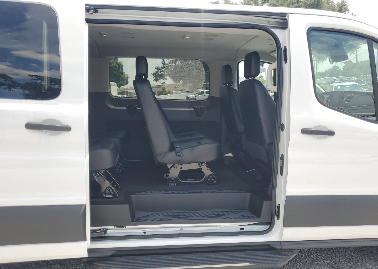 2025 Ford Transit Passenger Van XL - Photo 12