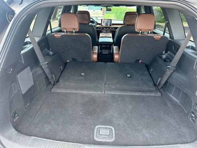 2020 Lincoln Aviator Reserve photo 13