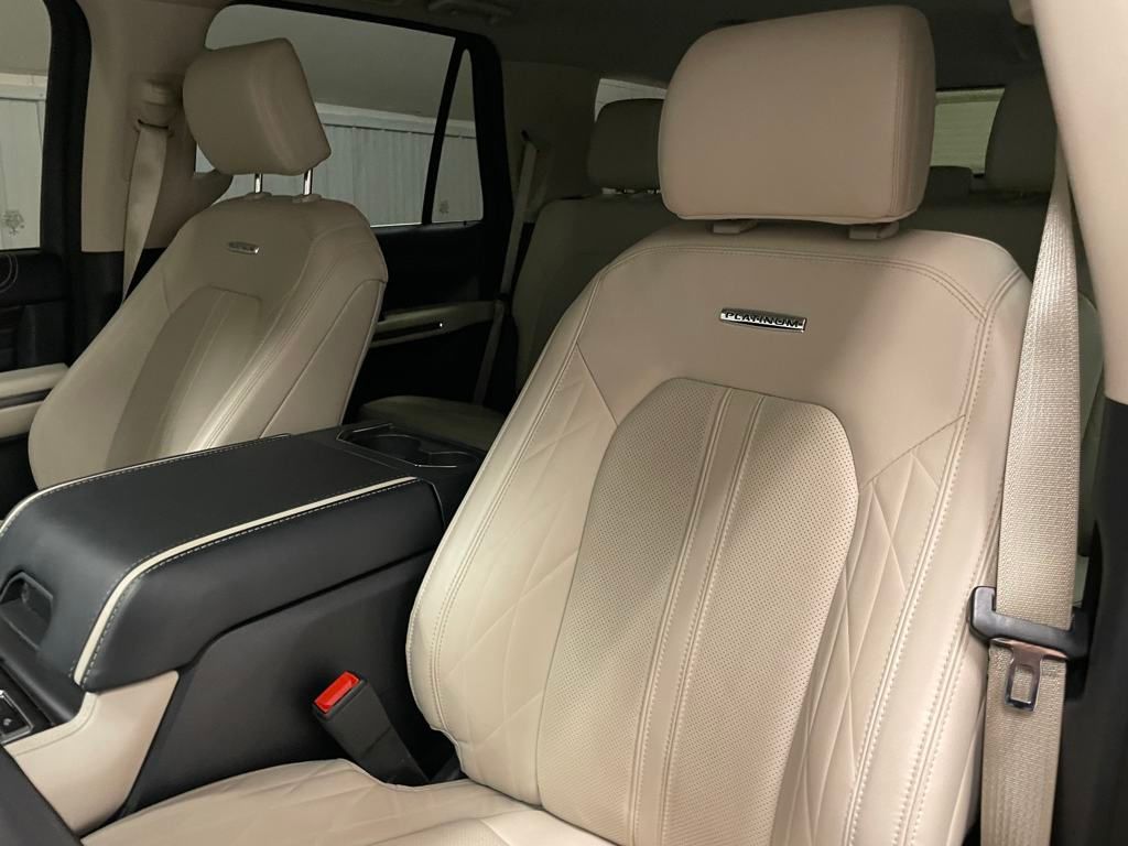 2023 Ford Expedition Platinum photo 18