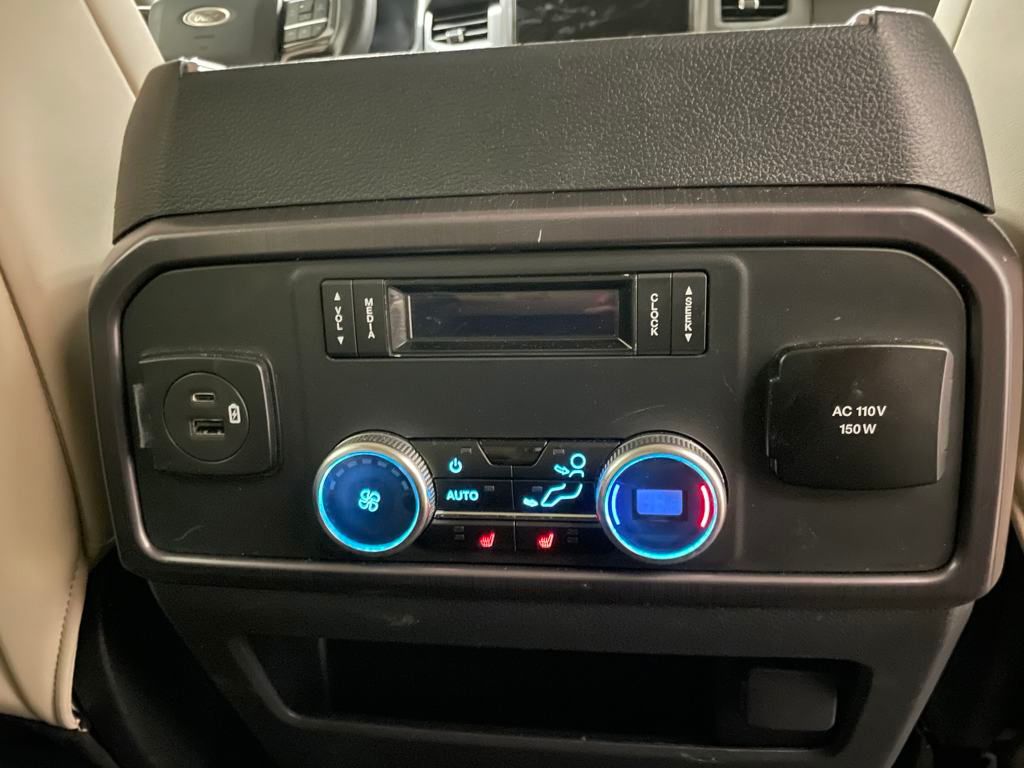 2023 Ford Expedition Platinum photo 24