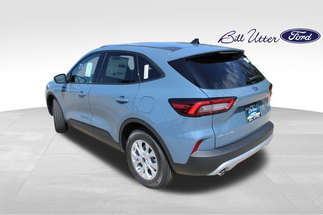 2025 Ford Escape Active photo 4