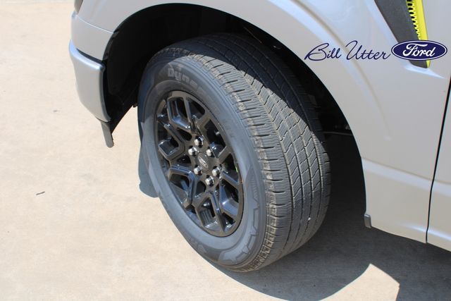 2025 Ford F-150 STX photo 4