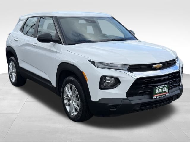 2021 Chevrolet Trailblazer LS photo 3