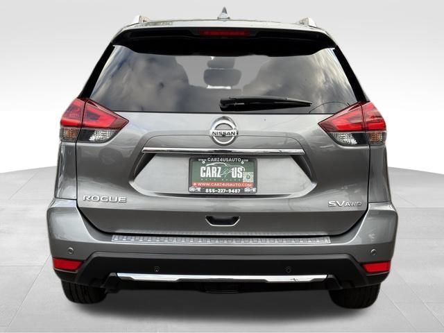 2020 Nissan Rogue SV photo 3