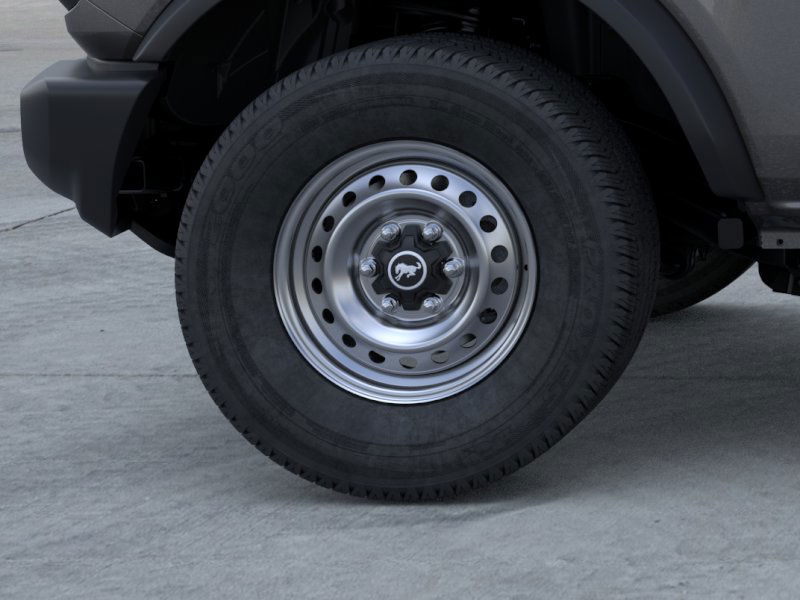2025 Ford Bronco Base photo 18