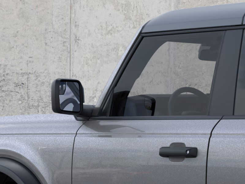 2025 Ford Bronco Base photo 19