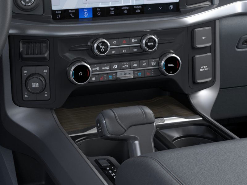 2025 Ford F-150 Lariat photo 13
