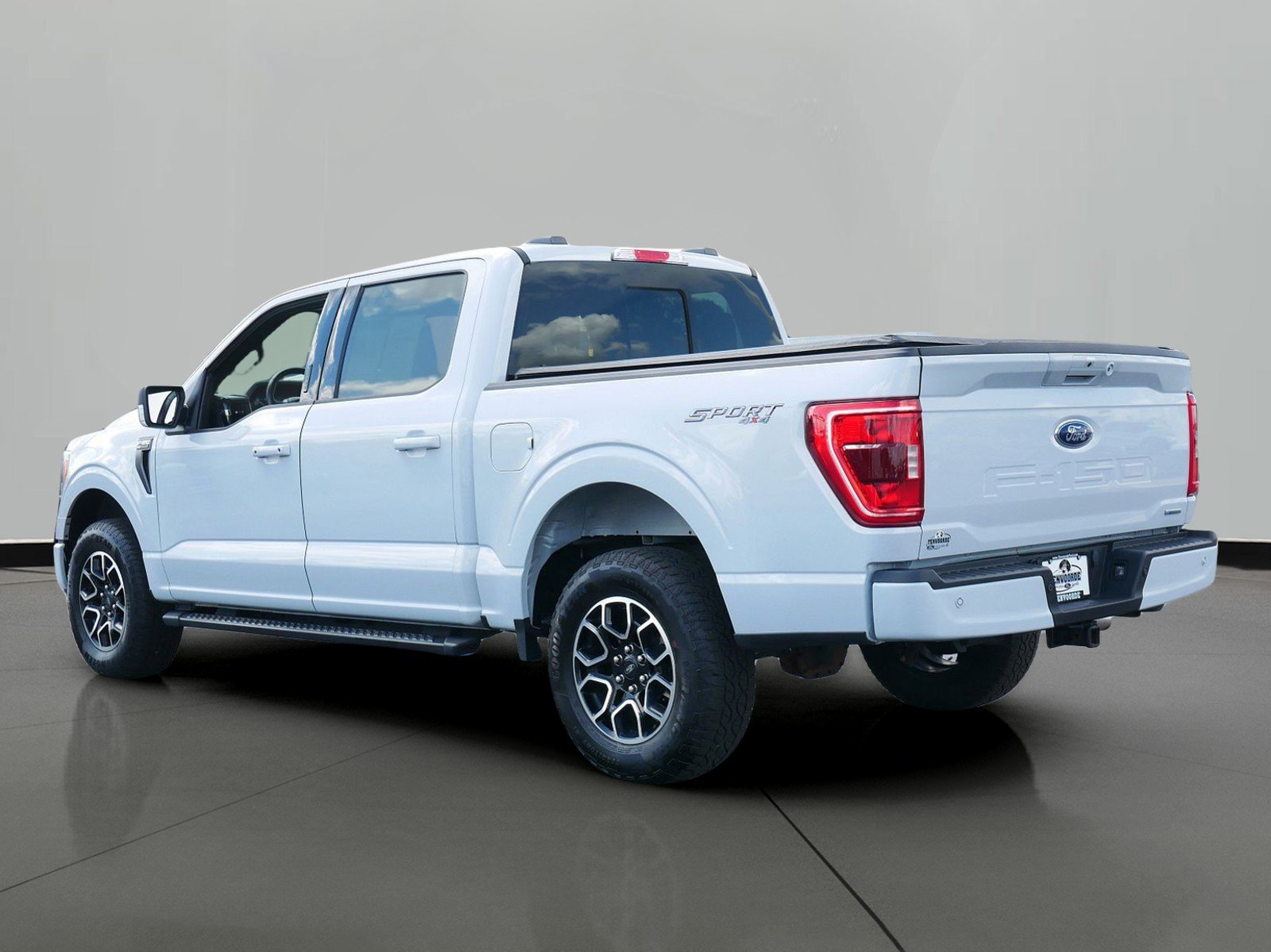 Used 2022 Ford F-150 XLT with VIN 1FTEW1EPXNKE70483 for sale in St. Cloud, Minnesota