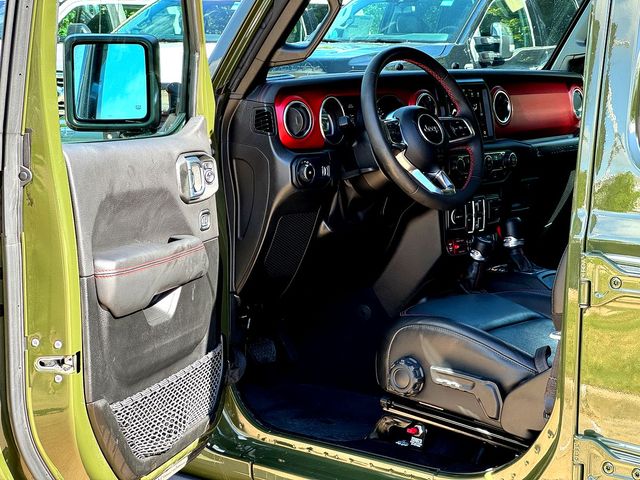 2023 Jeep Wrangler Rubicon photo 8