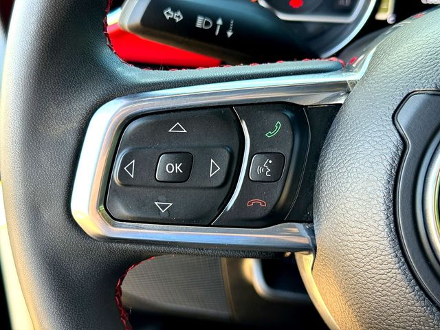 2023 Jeep Wrangler Rubicon photo 13