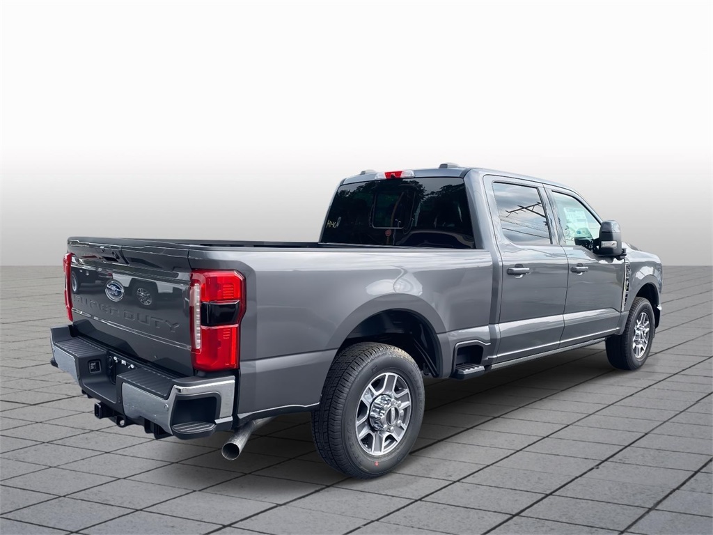 2026 Ford F-350 photo 6