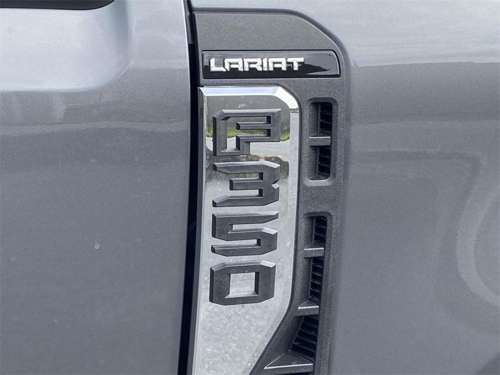 2026 Ford F-350 photo 8